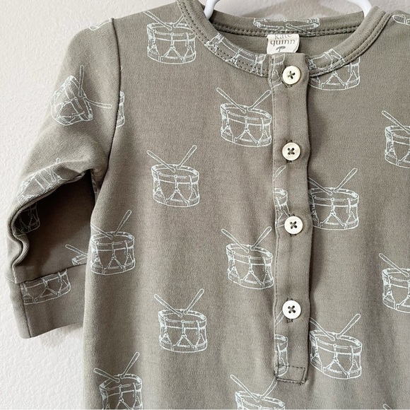 Kate Quinn Infant Size 12-18 Months Footless Long Sleeve Jumpsuit Drum Print - Picture 2 of 6